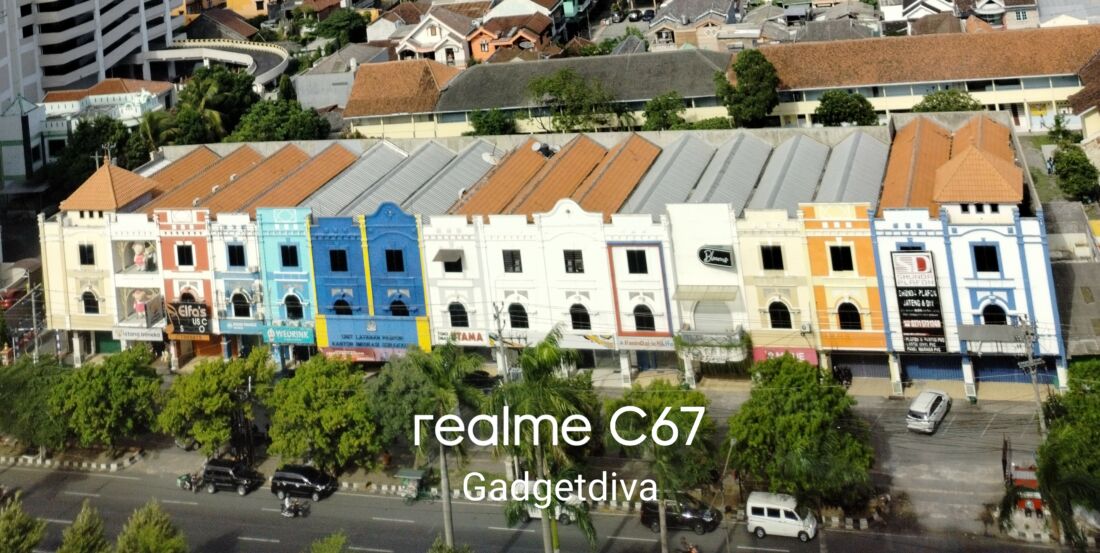 Kamera Realme C67