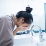 Ini Alasannya Kenapa Kamu Harus Cuci Muka Sebanyak Dua Kali Sehari