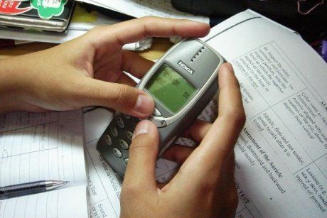 Kapan Sms Pertama Kali Dikirim??