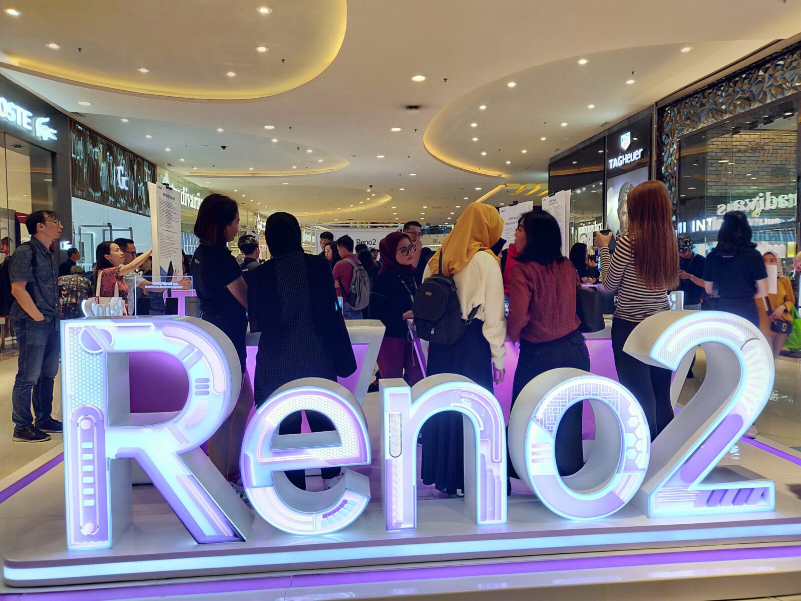Oppo Gandeng Global Teleshop Buka 2 Store Baru