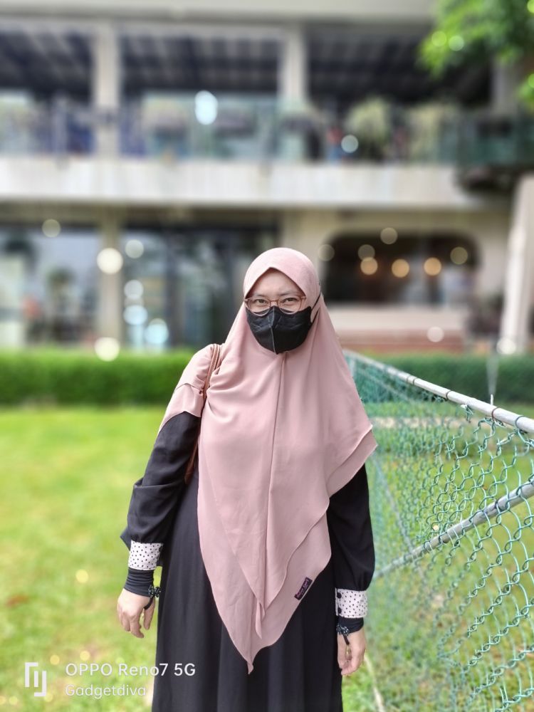 Foto Bokeh Flare Portrait Oppo Reno7 5G 