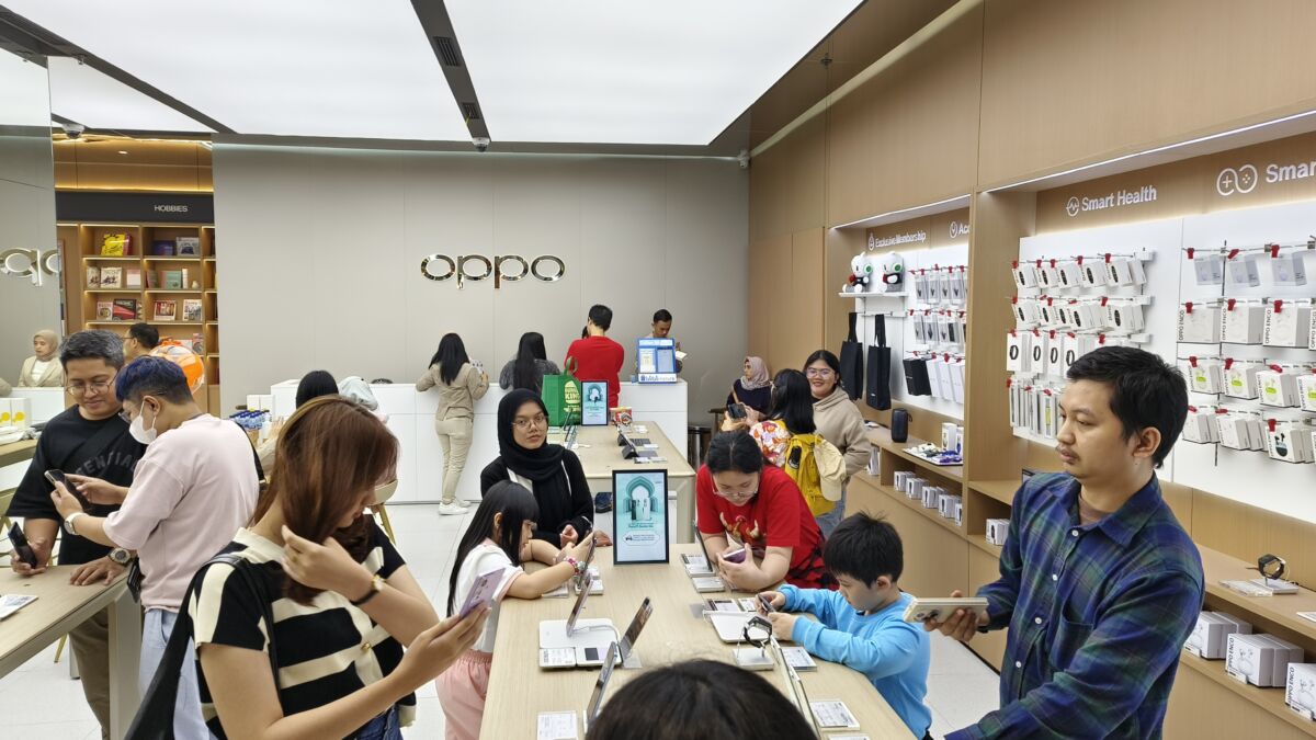 Oppo Experience Store 