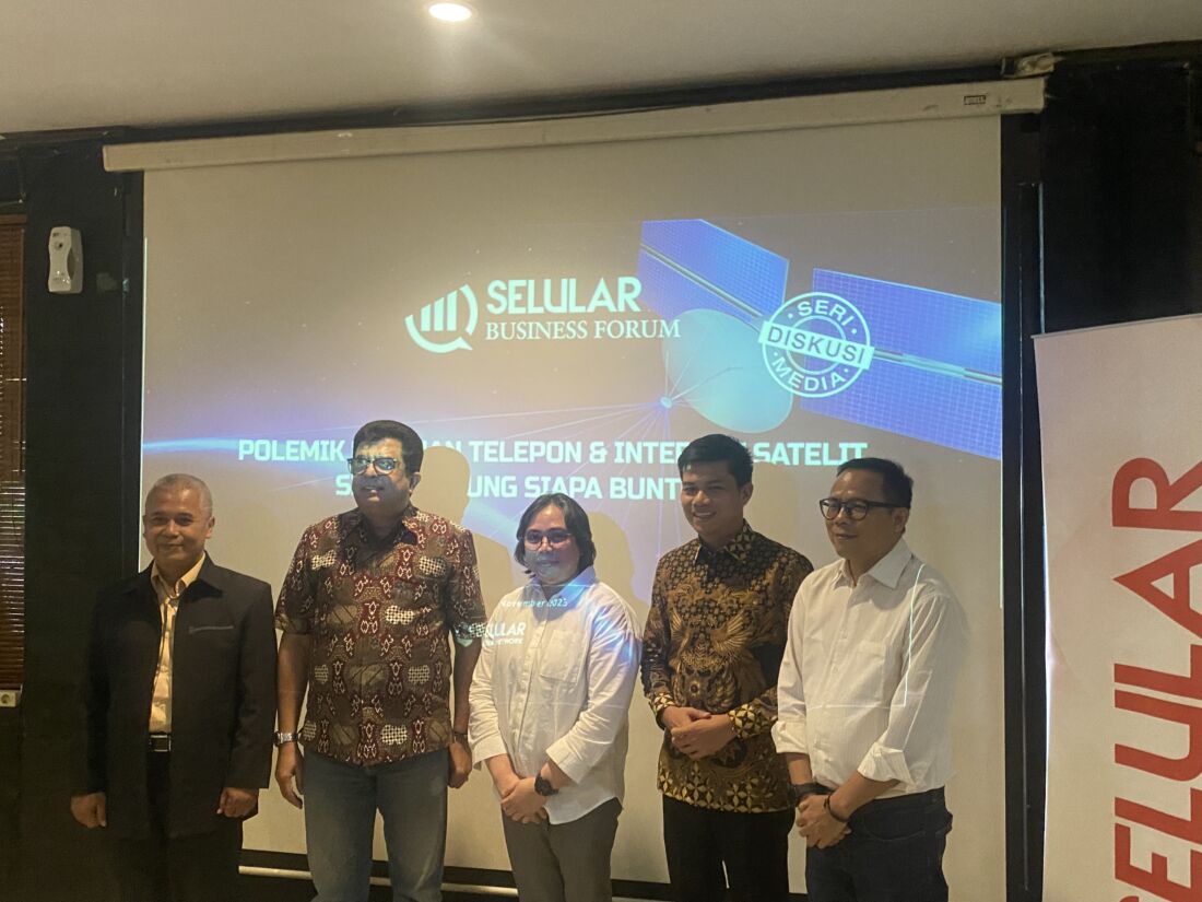 Selular Business Forum : Isu Polemik Layanan Telepon Dan Internet Satelit Di Indonesia