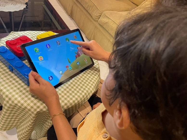 Tips Penggunaan Gadget Untuk Si Kecil Dari Psikolog