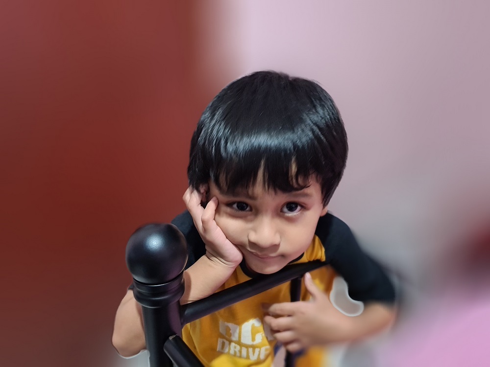 Live Focus Blur