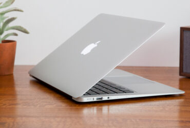 Apple Besut Mac Layar Sentuh Hadir 2025 Mendatang