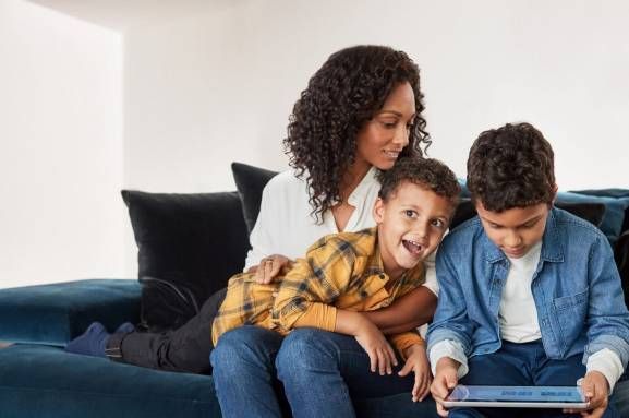 Micosoft Luncurkan Aplikasi Family Safety Untuk Android Dan Ios