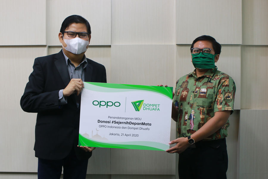 Lewat Lelang Smartphone Terbaru
