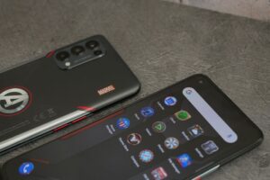 Oppo Reno5 Marvel Edition