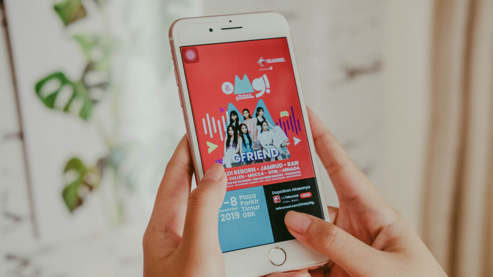 Girl Band Kpop “Gfriend” Hadir Di Gelaran Telkomsel Oh My Gig