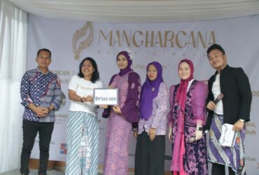 Perhelatan Mangharcana Batik Cibuluh Bantu Berdayakan Perempuan