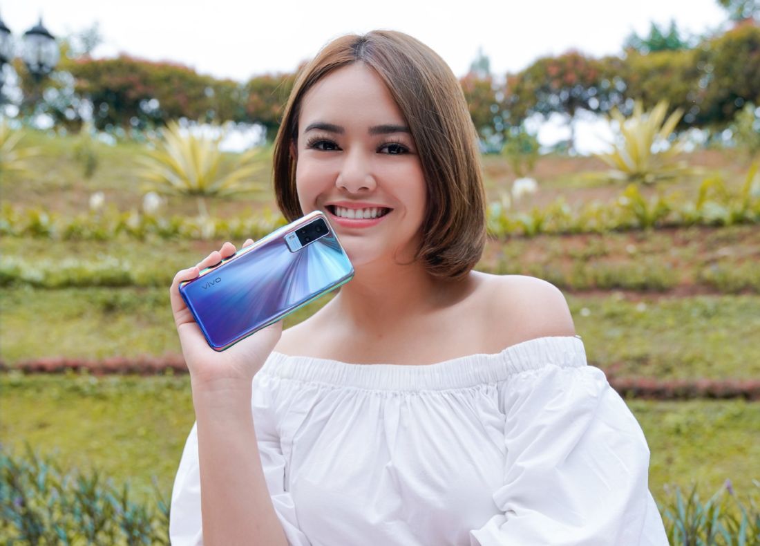 Cerita Amanda Manopo Jalani Keseharian Dengan Fitur Vivo Y53S