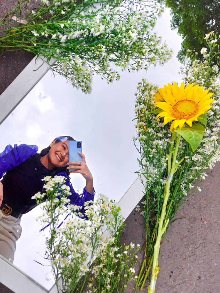 Photo 2 Salshabilla Adriani Outdoor Galaxy A71