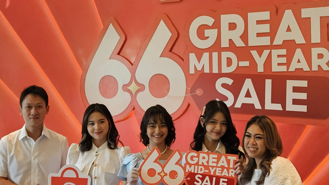 Member Jkt48 Dalam Acara Konferensi Pers Shopee 6.6 Mid-Year Sale Di Jakarta