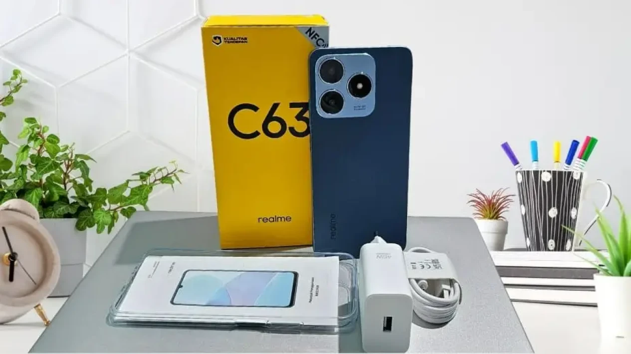 Realme C63