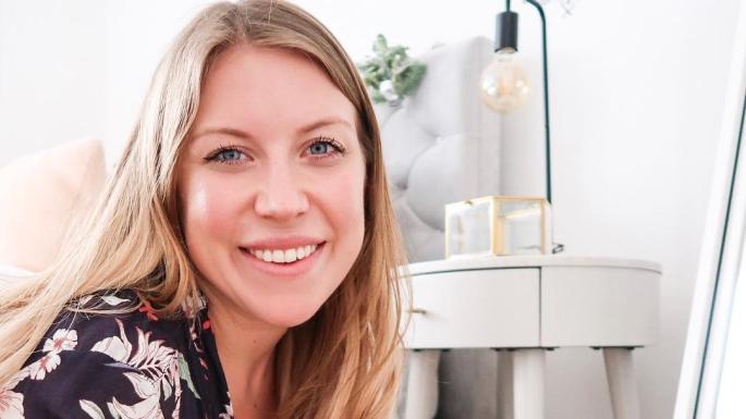 Blogger Sarah Willox Knott Melanggar Aturan Karena Posting Ini
