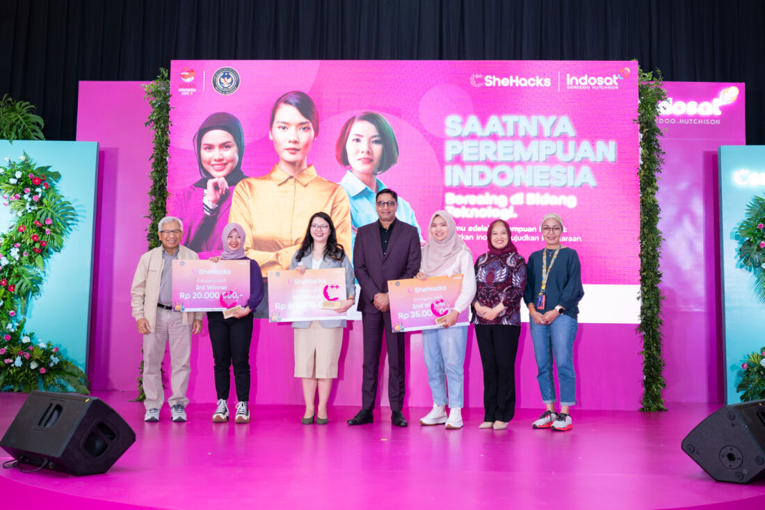 Indosat Lahirkan Inovator Perempuan Indonesia Lewat Shehacks 2023