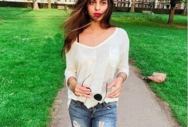 Putri Shah Rukh Khan