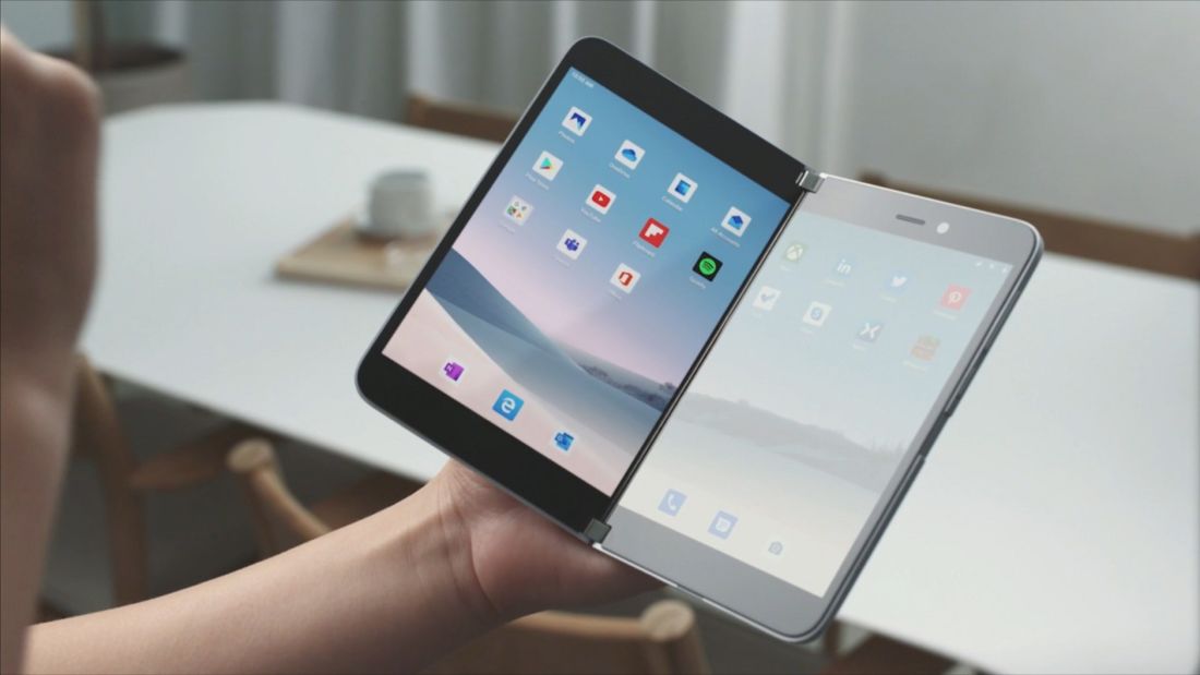 Penampakan Surface Duo