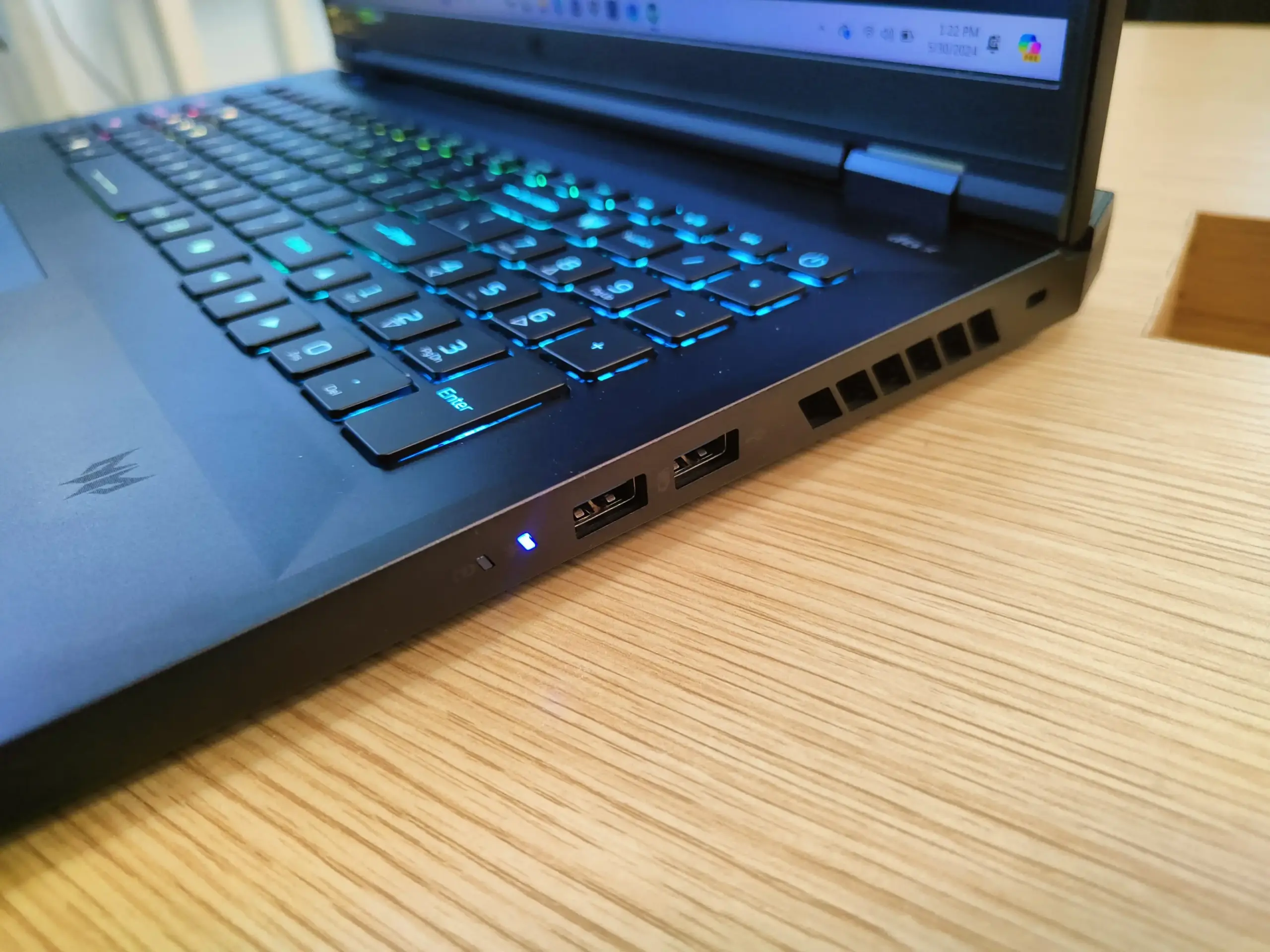 Acer Predator Helios 18 