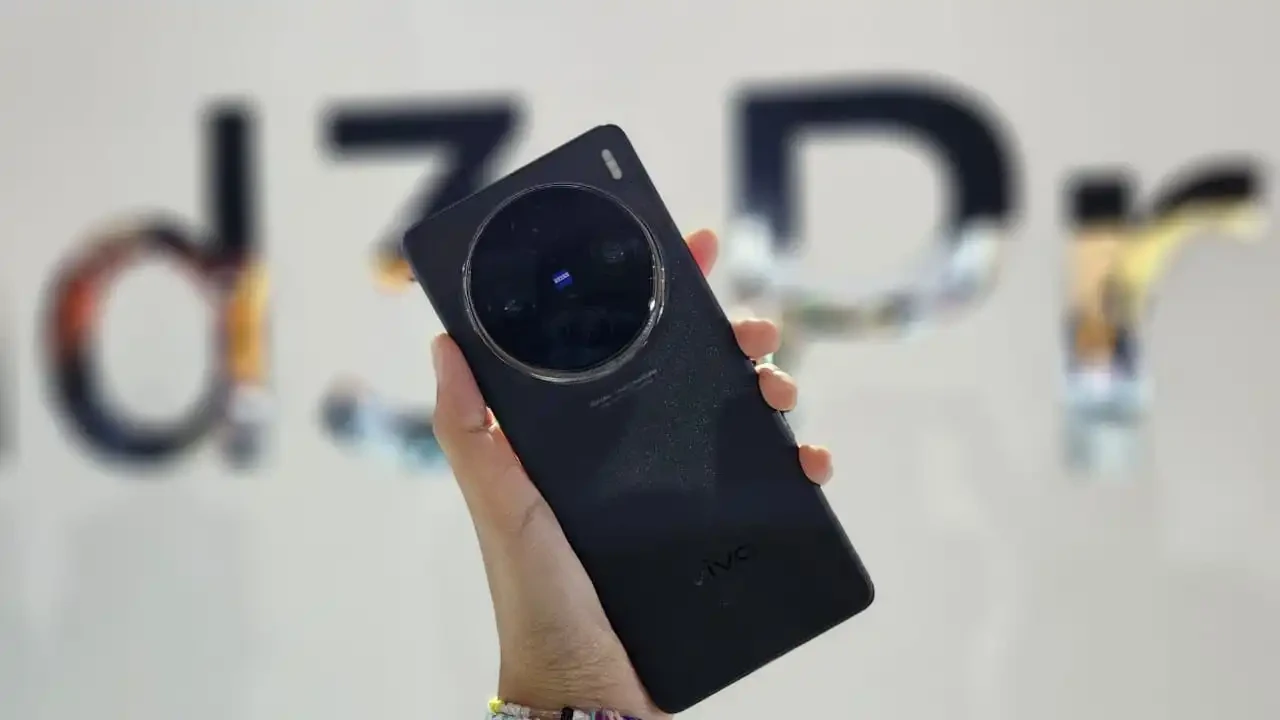 Vivo X Fold 3 Pro Warna Eclipse Black