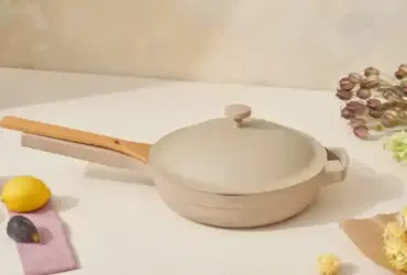 Ilustrasi Panci Teflon Untuk Menggoreng