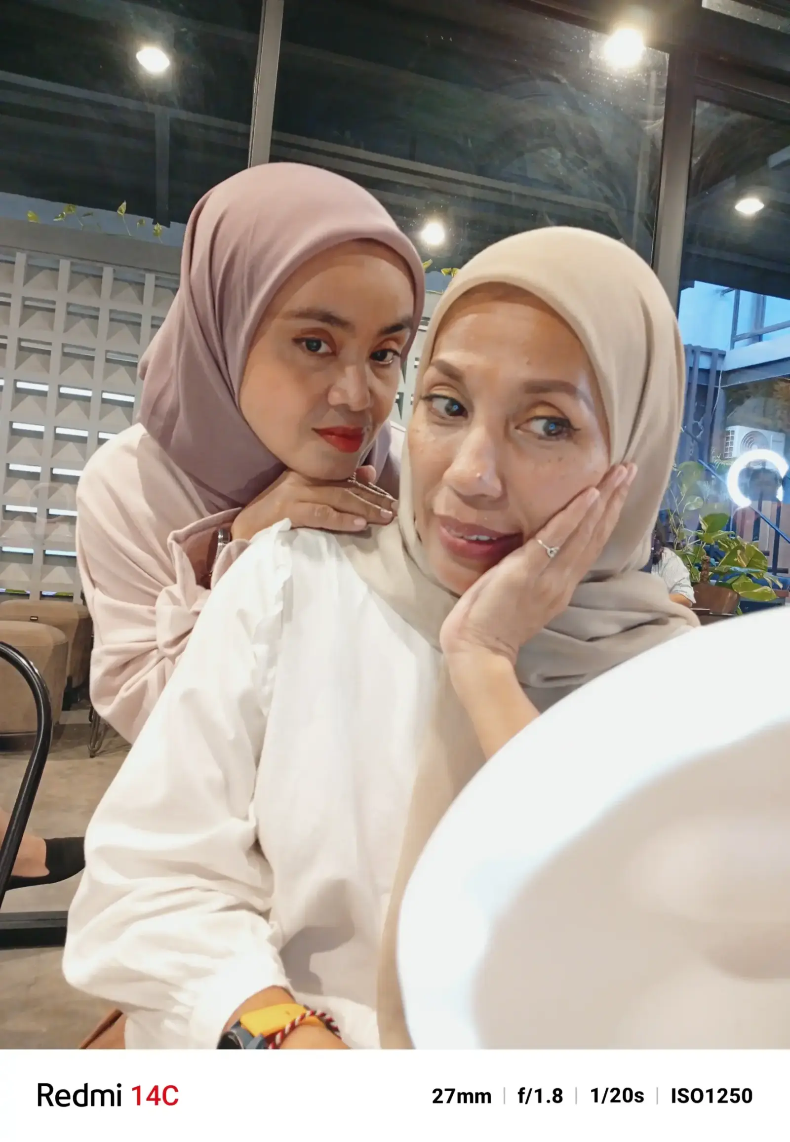 Tips Foto Selfie Dengan Redmi 14C