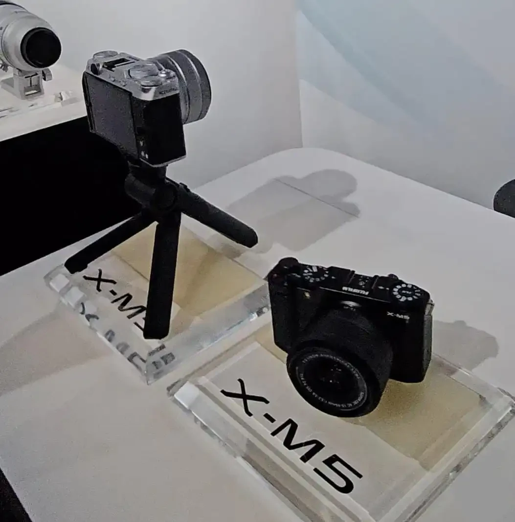 Peluncuran Fujifilm X-M5 Dan Dua Lensa Xf.
