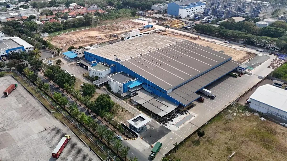 Midea Resmikan Pabrik Kulkas Dan Mesin Cuci