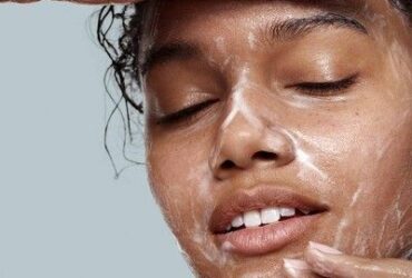 Tips Memilih Face Wash Yang Tepat Dan Cara Mencuci Muka Yang Benar