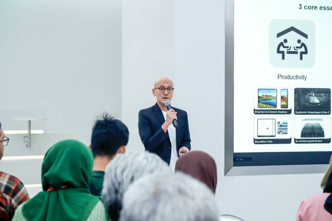 Pop Up Store Oppo Find N3 Series