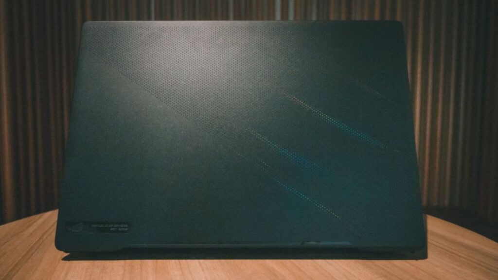 Rog Zephyrus M16
