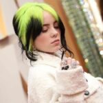 Billie Eilish Merasa Terpuruk Usai Baca Komentar Akun Instagramnya