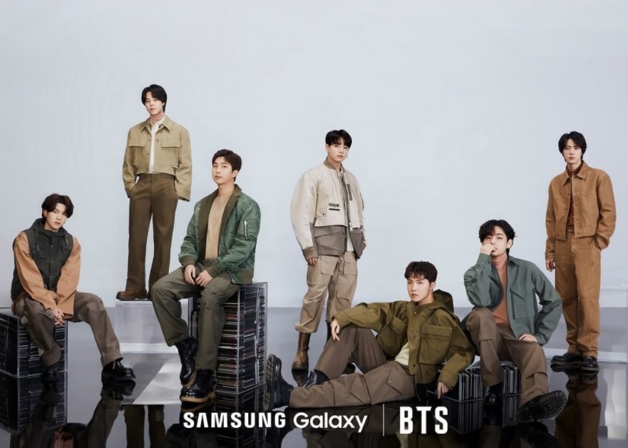 Mau Liat Gantengnya Jimin Dan Jungkook Bts Pakai Samsung Galaxy S22 5G?