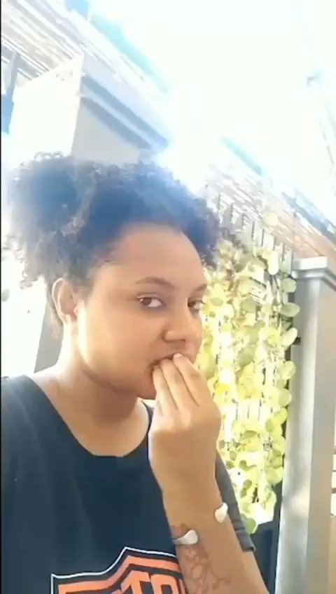 Ketika Wanita-Wanita Papua Dandan Abis