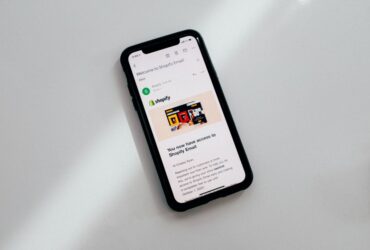 Kolaborasi Dengan Shopify
