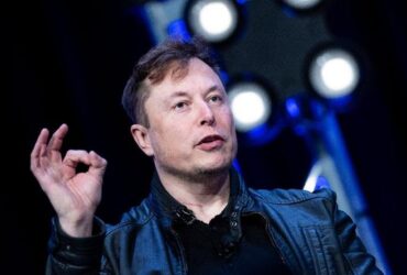 Elon Musk Tolak Tawaran Trump Untuk Beli Truth Social