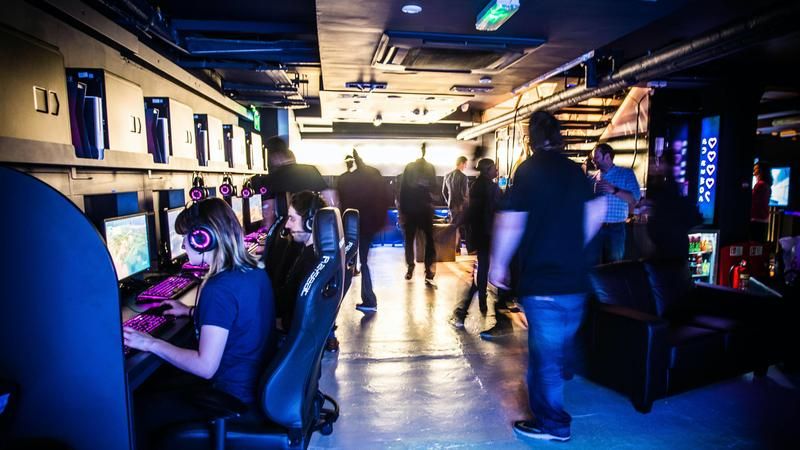 Universitas Roehampton Luncurkan Beasiswa Esports Pertama Untuk Wanita Di Eropa