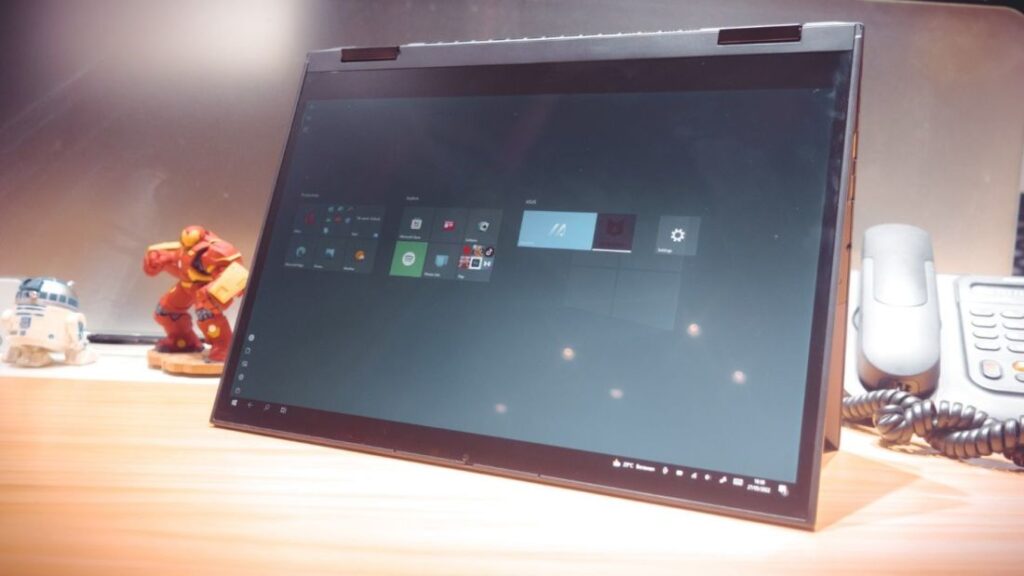 Asus Expertbook B7 Flip (B7402)