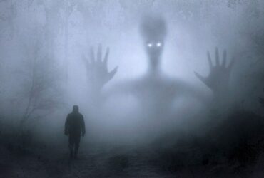 5 Aplikasi Pencari Hantu