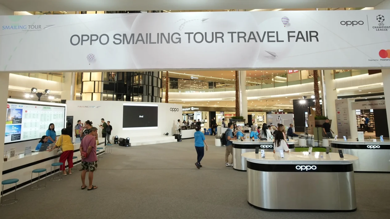 Oppo Smailing Tour Travel Fair