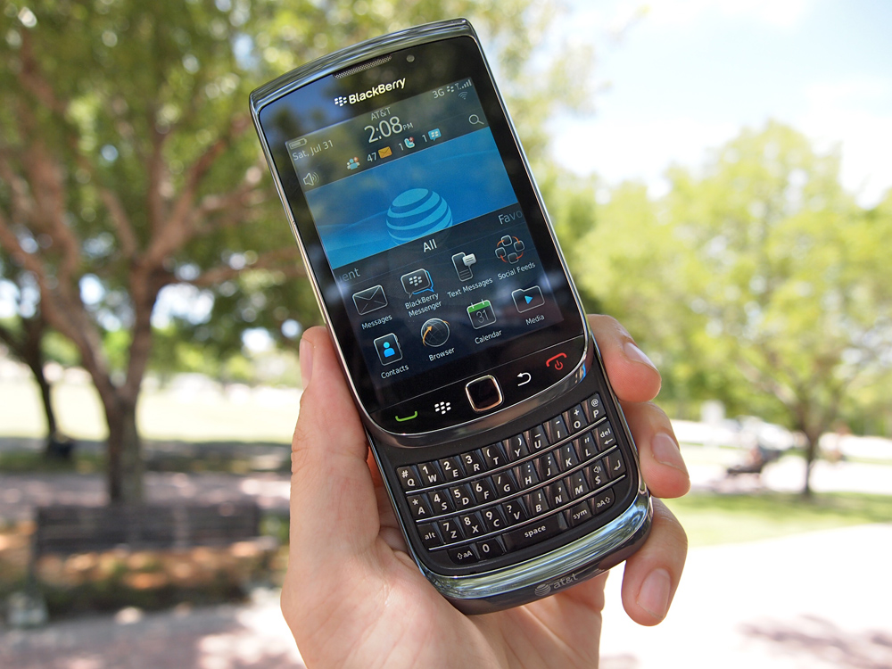 Live Blackberry Torch 9800 1
