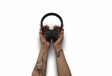 Erajaya Hadirkan Seri Terbaru Headphone Dan Earbud Dari Marshall