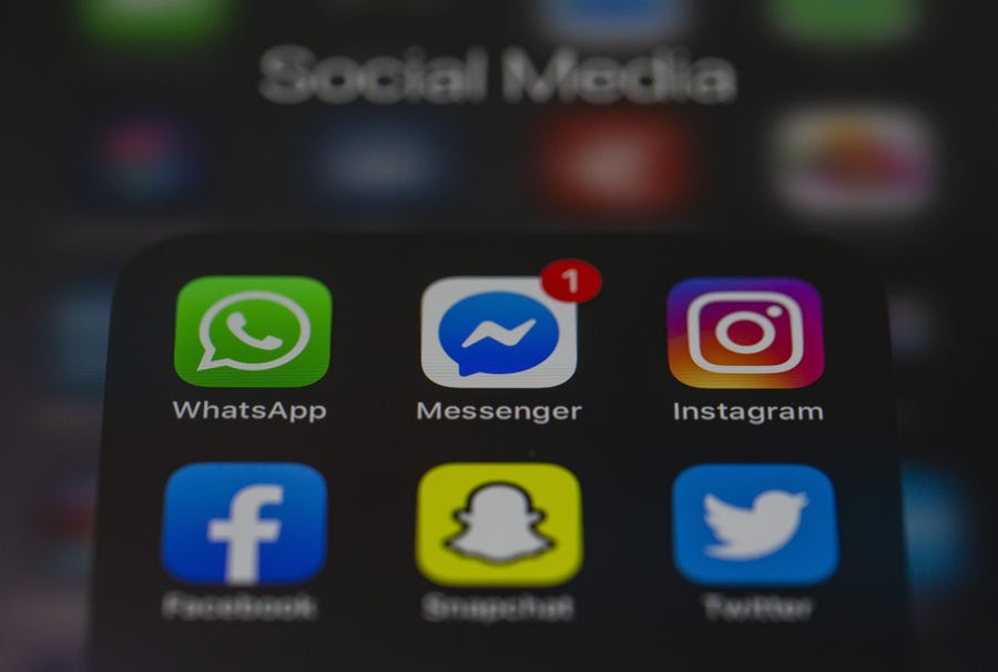Gak Ribet! Ini Cara Aktifkan Dark Mode Di Aplikasi Facebook Messenger