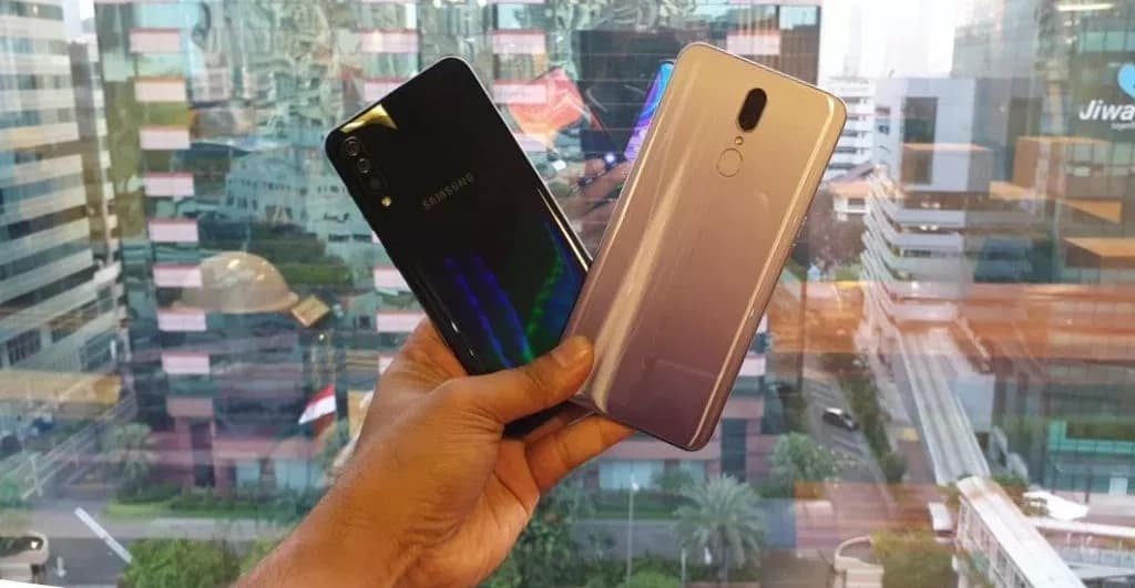 Oppo F11 Vs Samsung A50