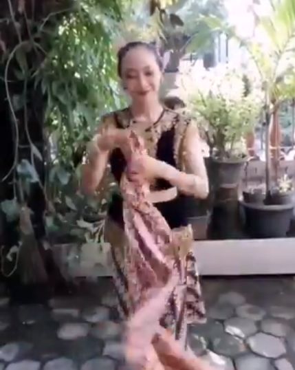 Ramaikan Suasana Hari Kartini