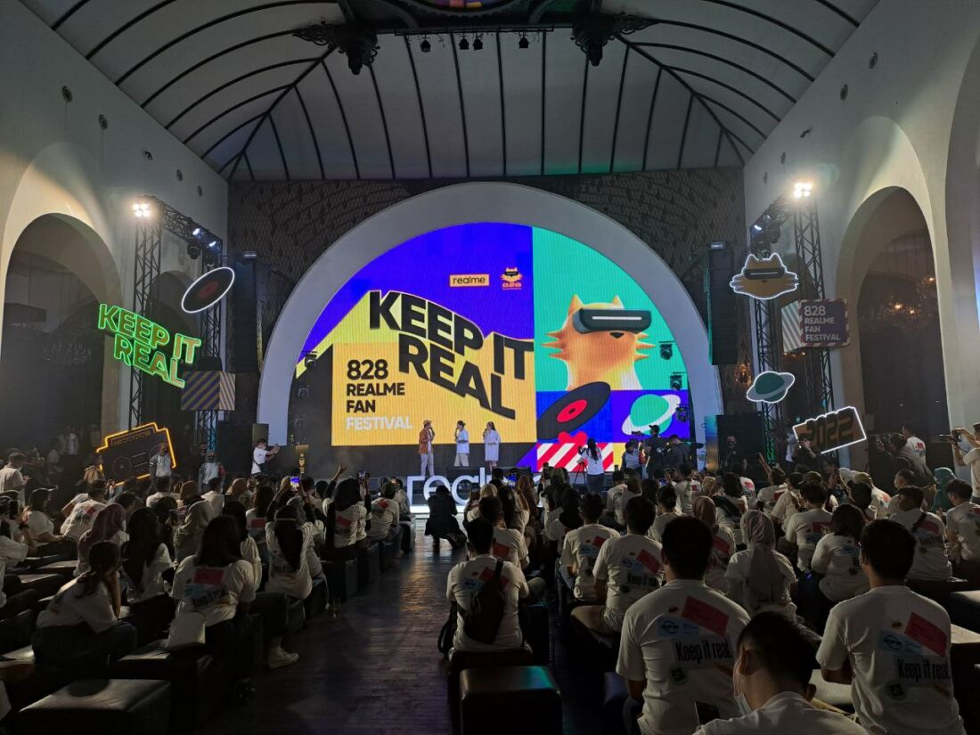 Realme 828 Fan Festival