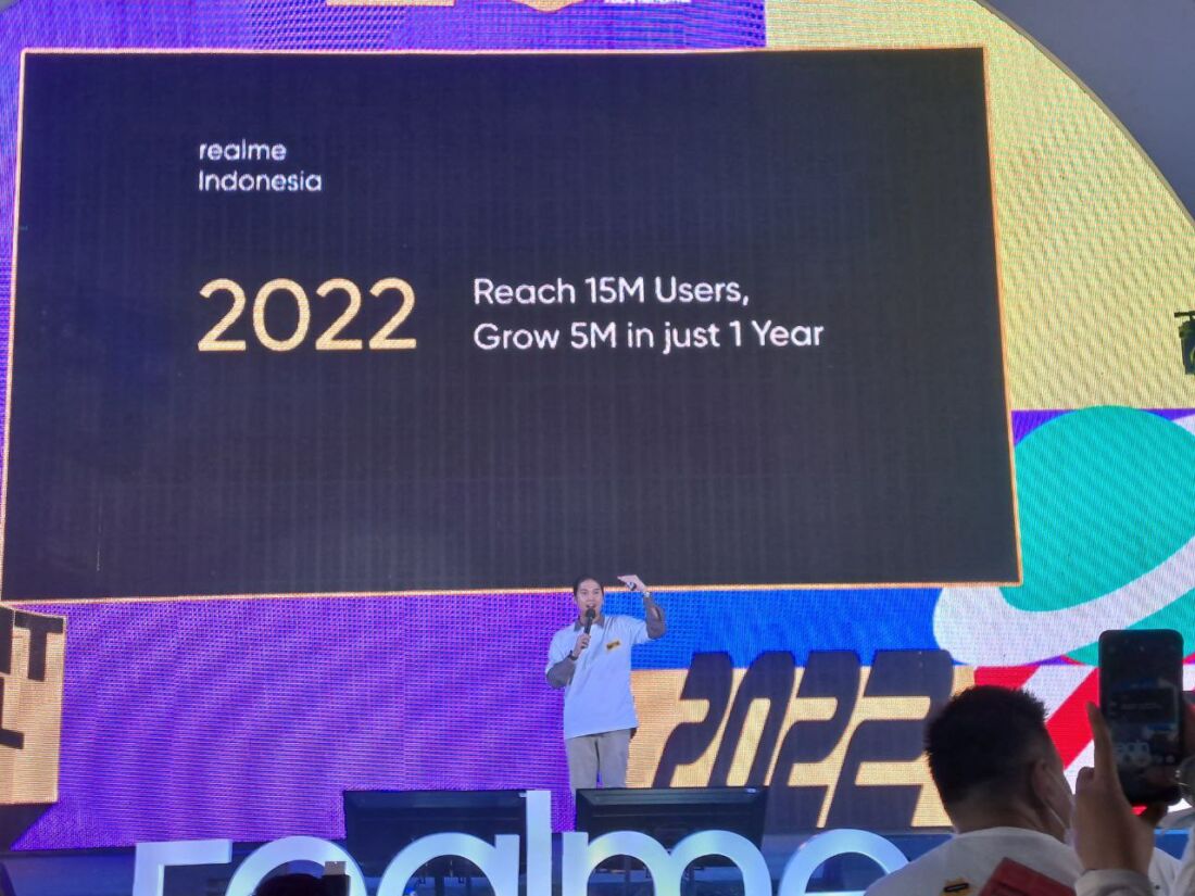 Iqbaal Ramadhan Meriahkan Gelaran Realme 828 Fan Festival