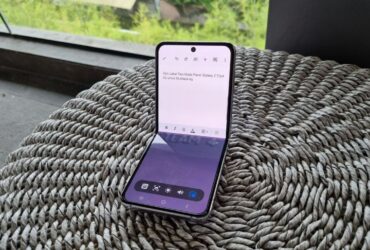 Cara Pakai Flex Mode Panel Galaxy Z Flip4 5G Buat Multitasking