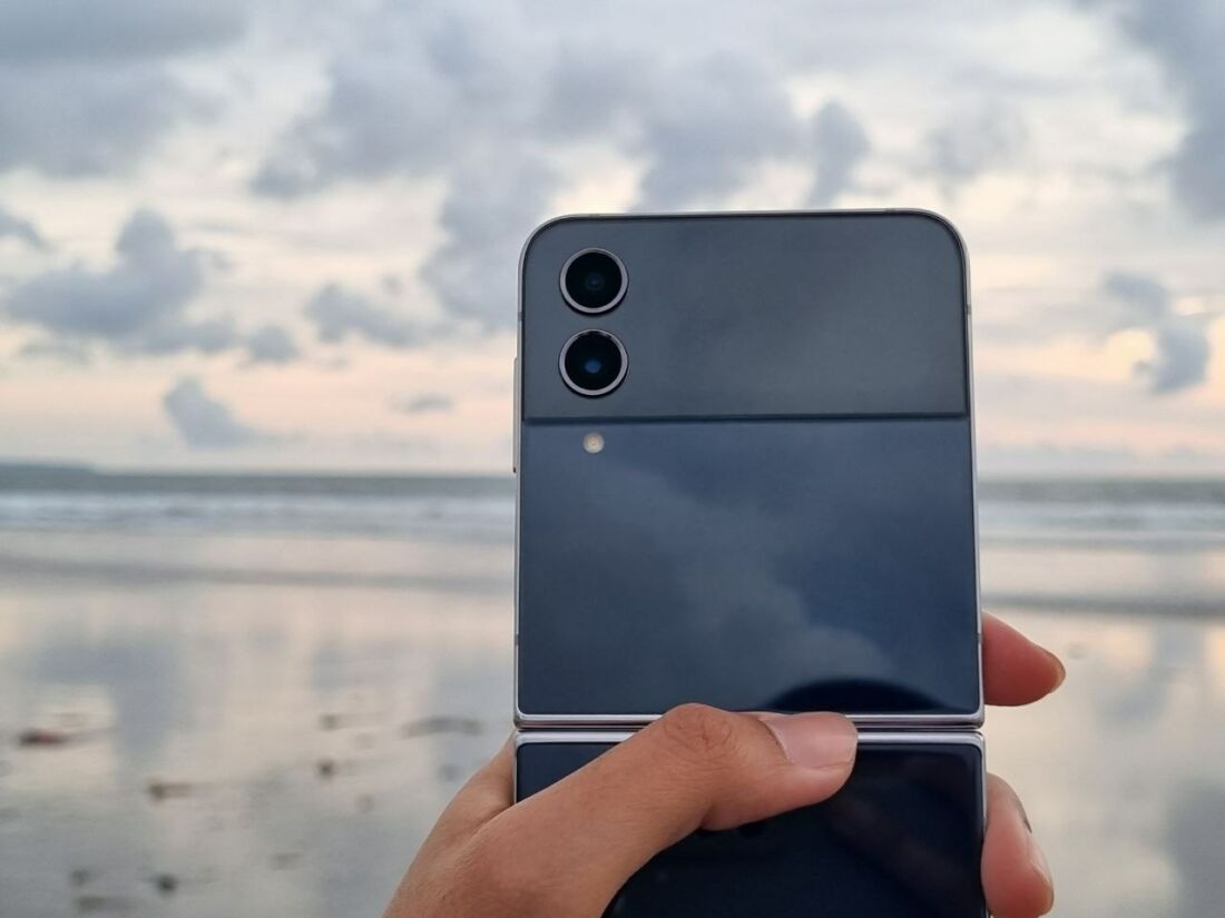 Jepret Foto Nightography Galaxy Z Flip4 5G Di Bali